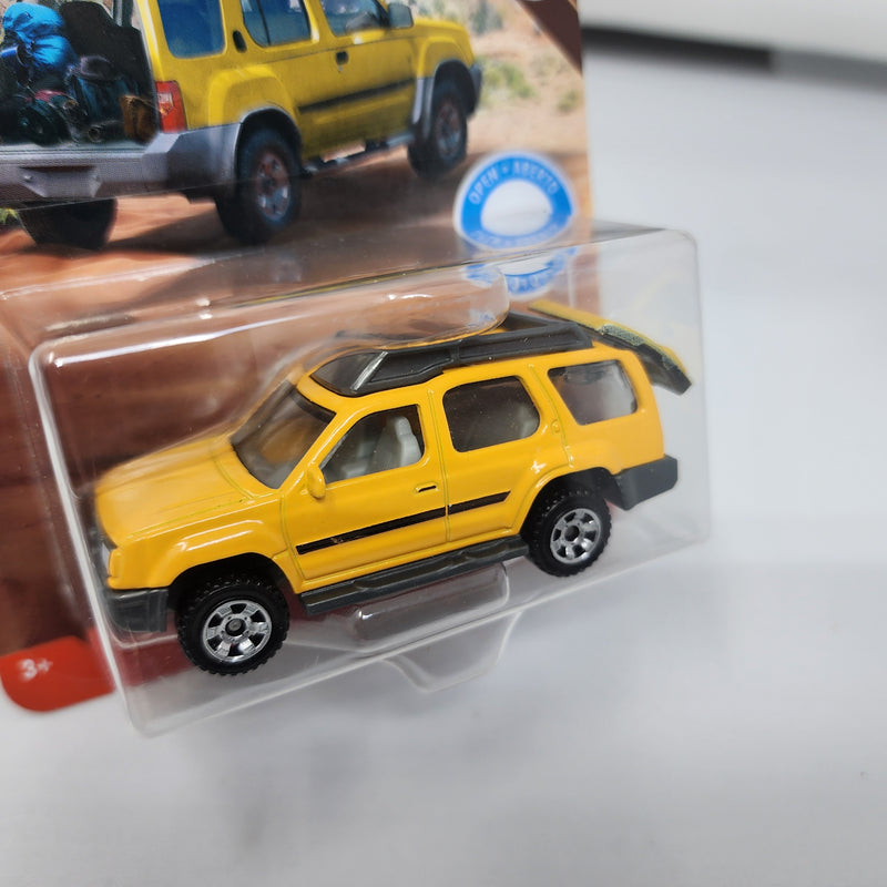 2000 Nissan Xterra * YELLOW * Matchbox Moving Parts