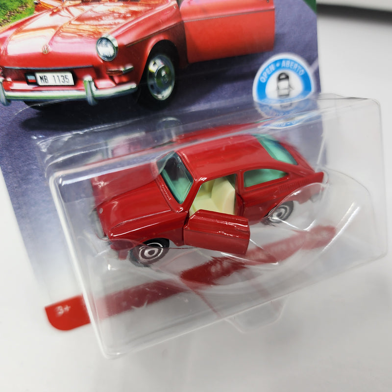 Volkswagen Type 3 Fastback * RED * Matchbox Moving Parts