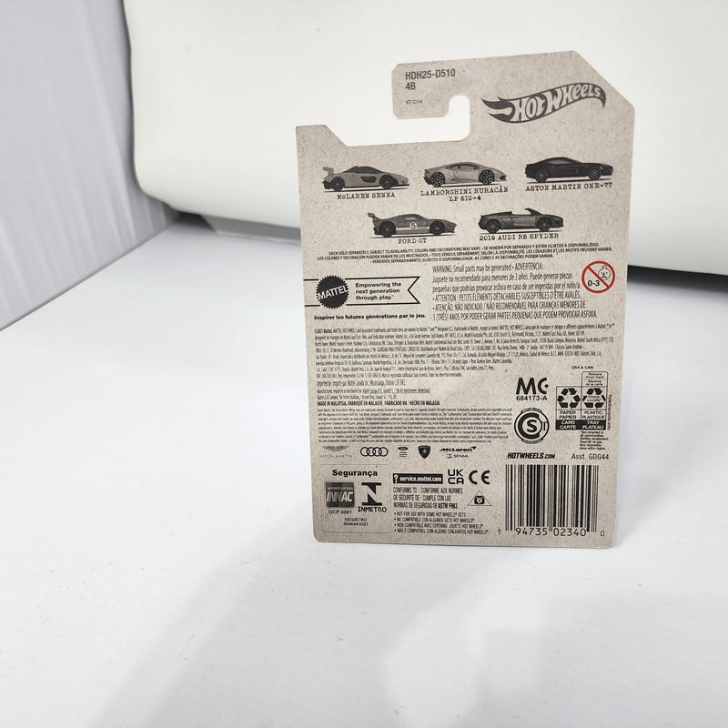 Ford GT * Hot Wheels World Class Racers