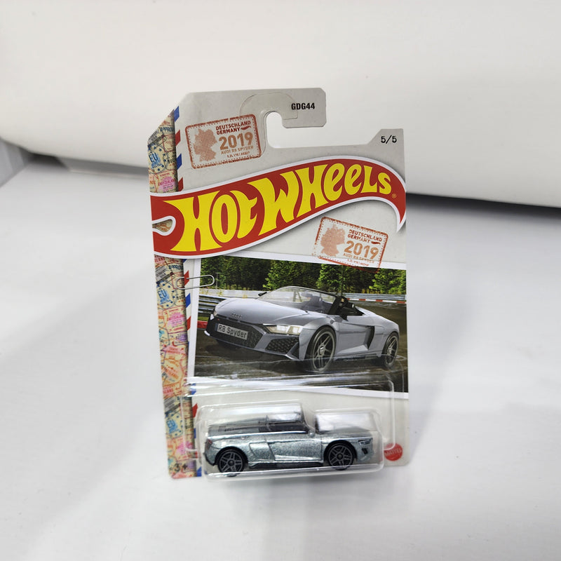 2019 Audi R8 Spyder * Hot Wheels World Class Racers
