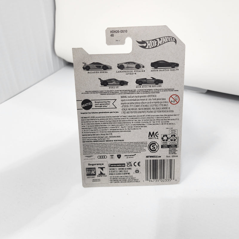 2019 Audi R8 Spyder * Hot Wheels World Class Racers