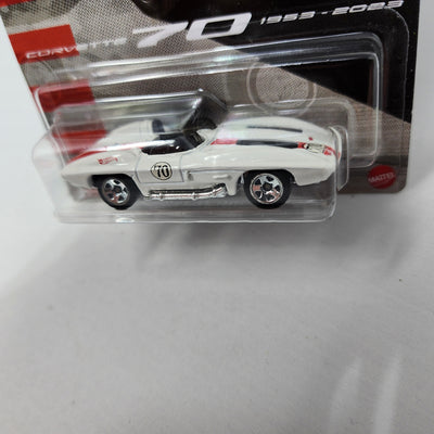 Corvette Stingray * White * Hot Wheels 70th Anniversary Corvette