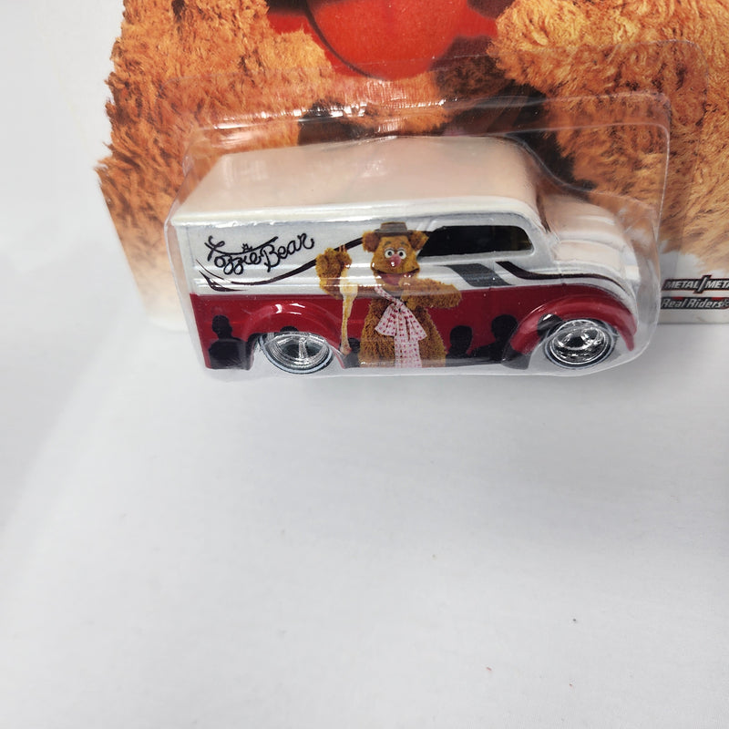 Dairy Delivery The Muppets * Hot Wheels Premium Pop Culture