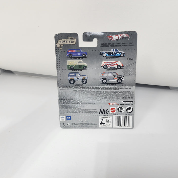 67 Austin Mini Van Nose Art * Hot Wheels Premium Pop Culture