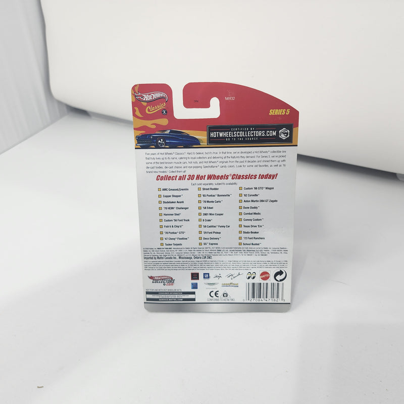 Tucker Torpedo 10 * Hot Wheels Classics