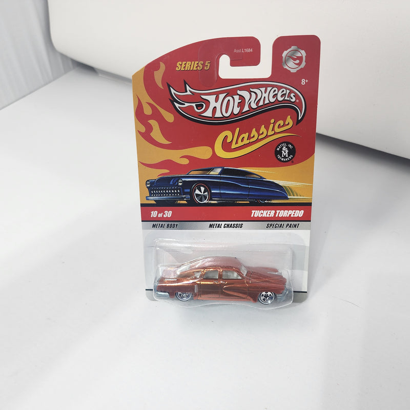 Tucker Torpedo 10 * Hot Wheels Classics