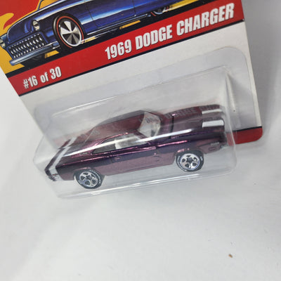 1969 Dodge Charger #16 * Purple * Hot Wheels Classics