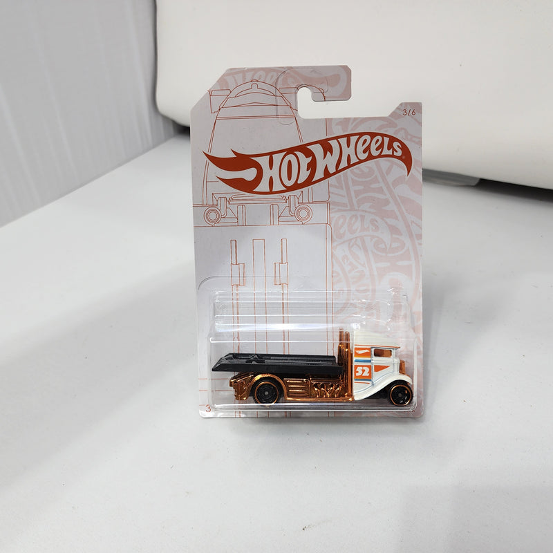 Fast-Bed Hauler * Hot Wheels  52nd Anniversary Pearl & Chrome