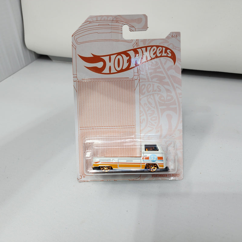 Volkswagen T2 Pickup * Hot Wheels  52nd Anniversary Pearl & Chrome