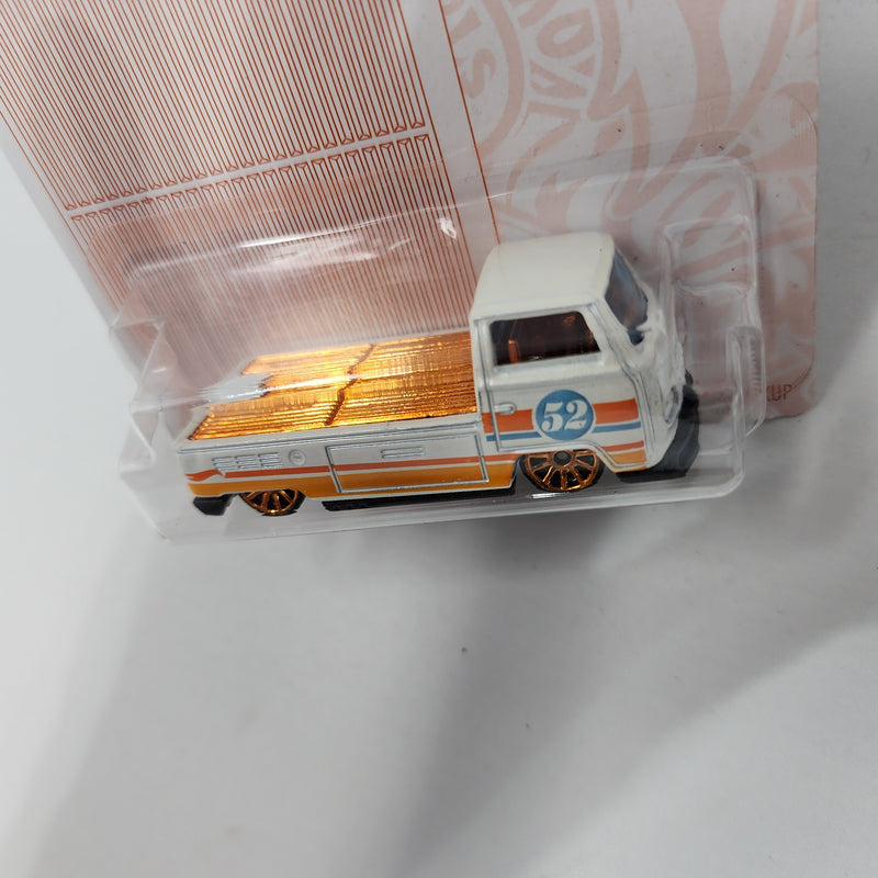 Volkswagen T2 Pickup * Hot Wheels  52nd Anniversary Pearl & Chrome