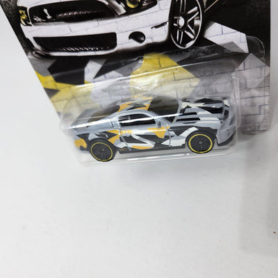 '10 Ford Shelby GT500 Super Snake * Hot Wheels Camo Series * Bad Card