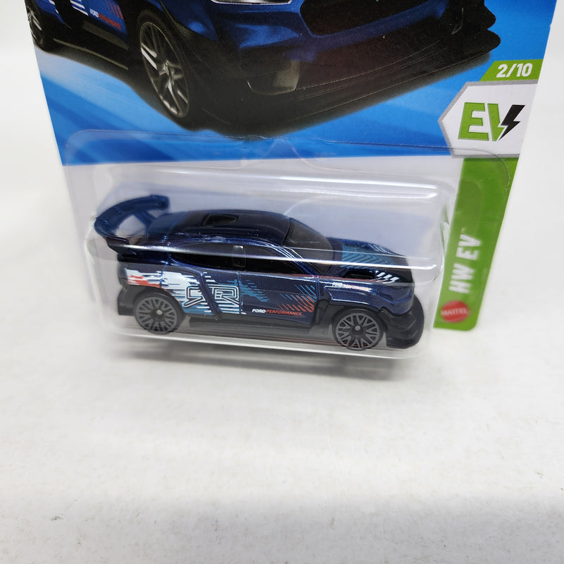 Ford Mustang Mach-E 1400 