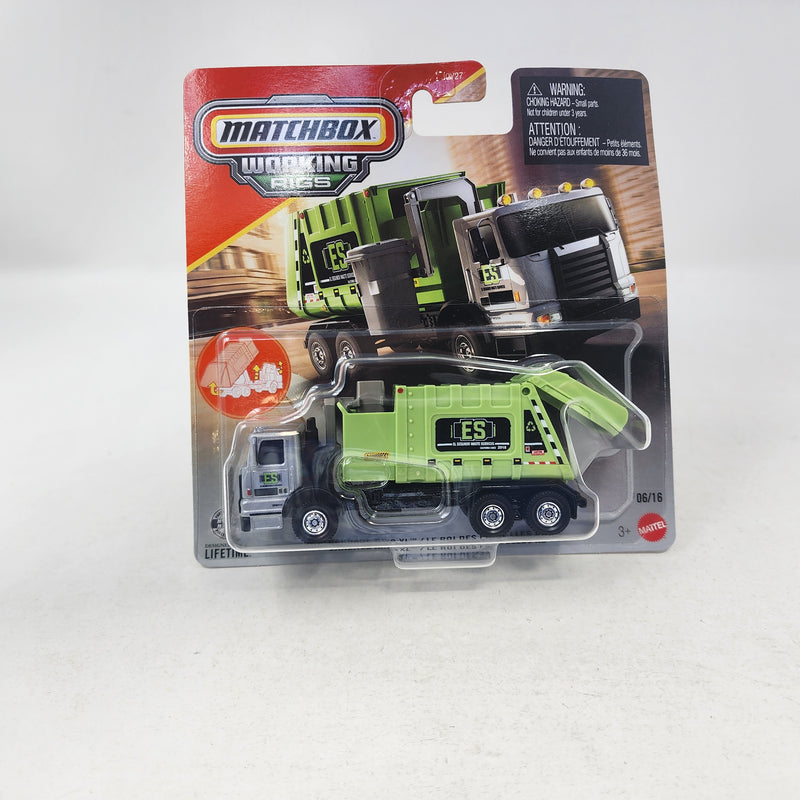 NEW!!  Garbage King XL 6/16 * 2025 Matchbox Working Rigs Case G
