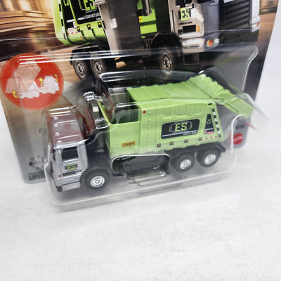 NEW!!  Garbage King XL 6/16 * 2025 Matchbox Working Rigs Case G