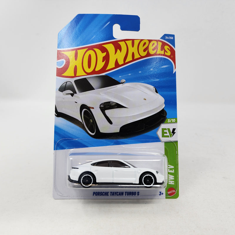 Porsche Taycan Turbo S 