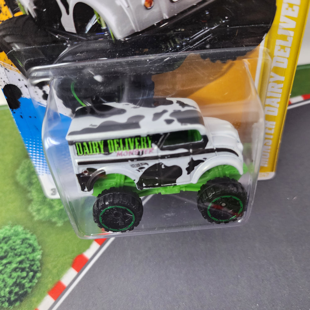 Monster Dairy Delivery #28 * WHITE * 2012 Hot Wheels