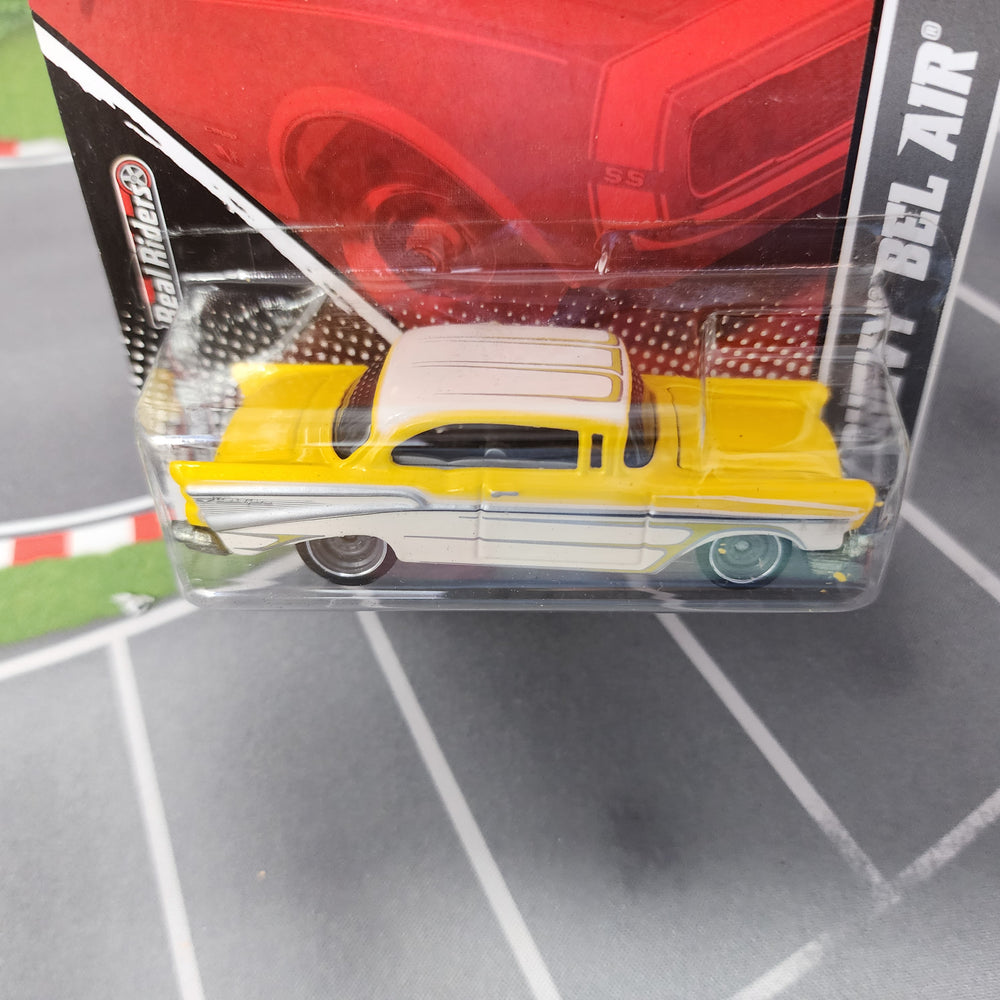ホットウィール '65 シェビー マリブ ガレージ 65 Chevy Malibu