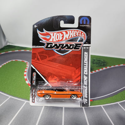 8 Crate #29 * Green * Hot Wheels Premium Delivery Garage