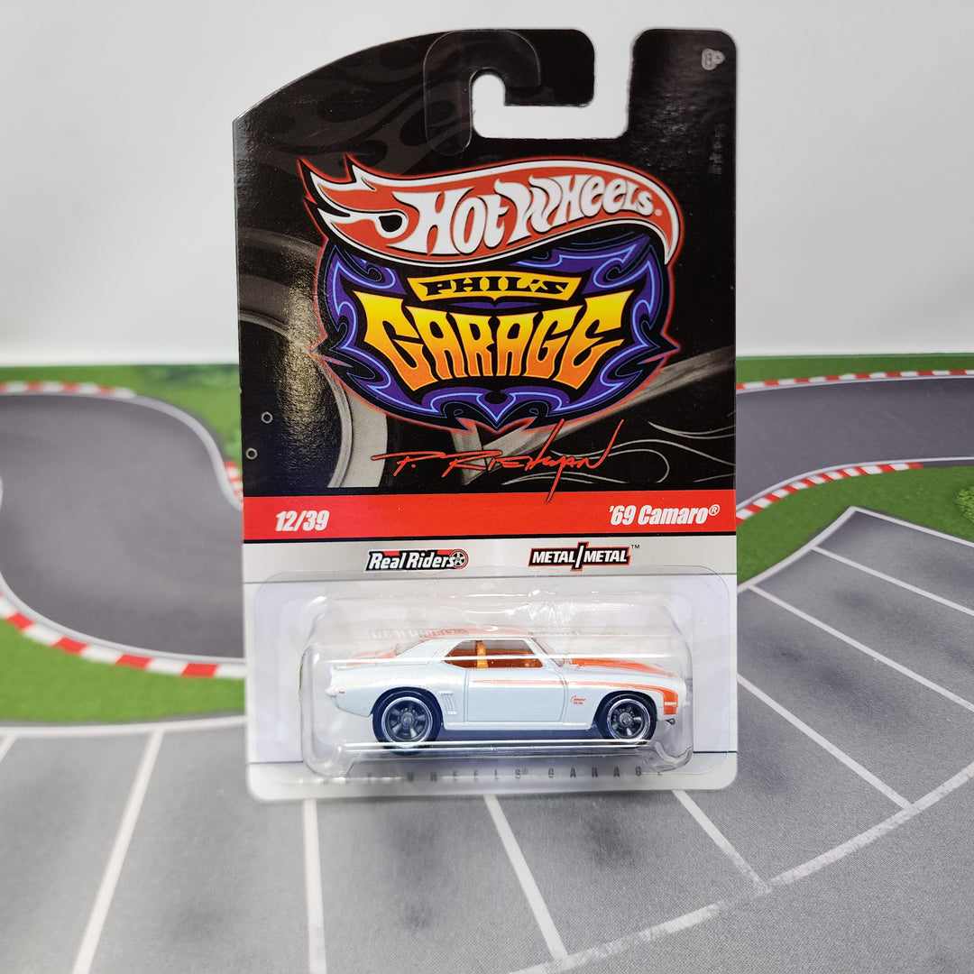 ホットウィール '69 シボレー カマロ ガレージ ホワイト 69 Chevy Camaro * White * Hot Wheels Phil's Garage