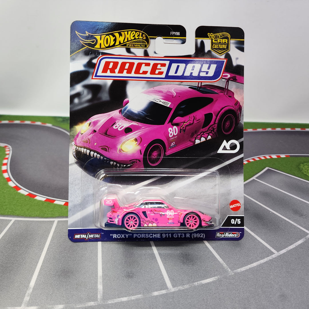 Roxy Porsche 911 GT3 R 992 * PINK CHASE * Hot Wheels Car Culture
