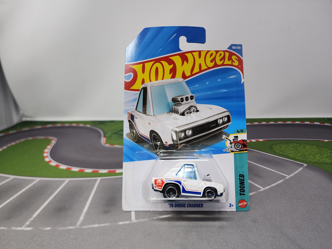 70 Dodge Charger #188 Tooned * White * 2026 Hot Wheels Case J
