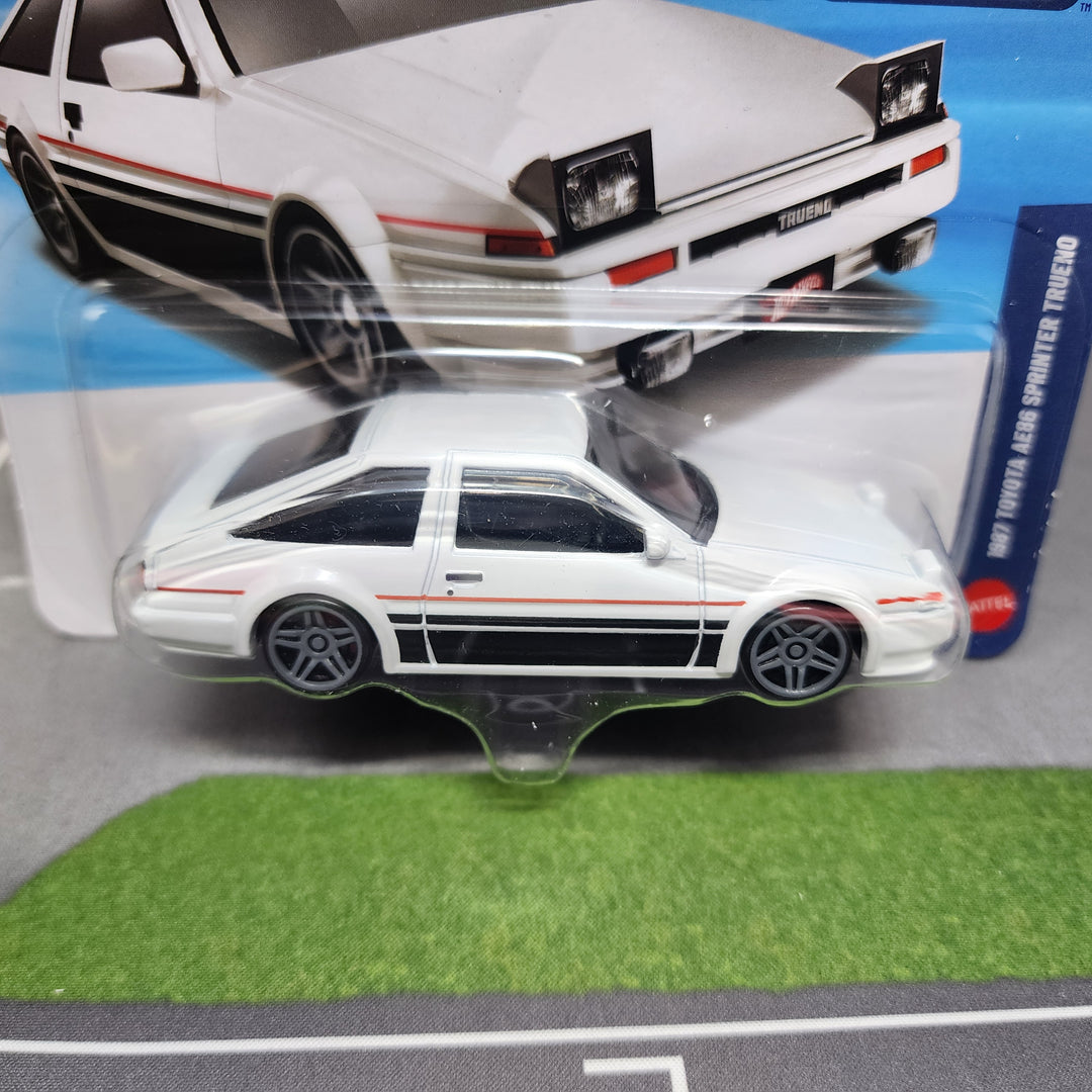 1987 Toyota AE86 Sprinter #15/24 * 2026 Hot Wheels XL 1:43 Scale