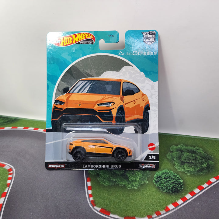 Lamborghini Urus * Hot Wheels Car Culture AutoStrasse