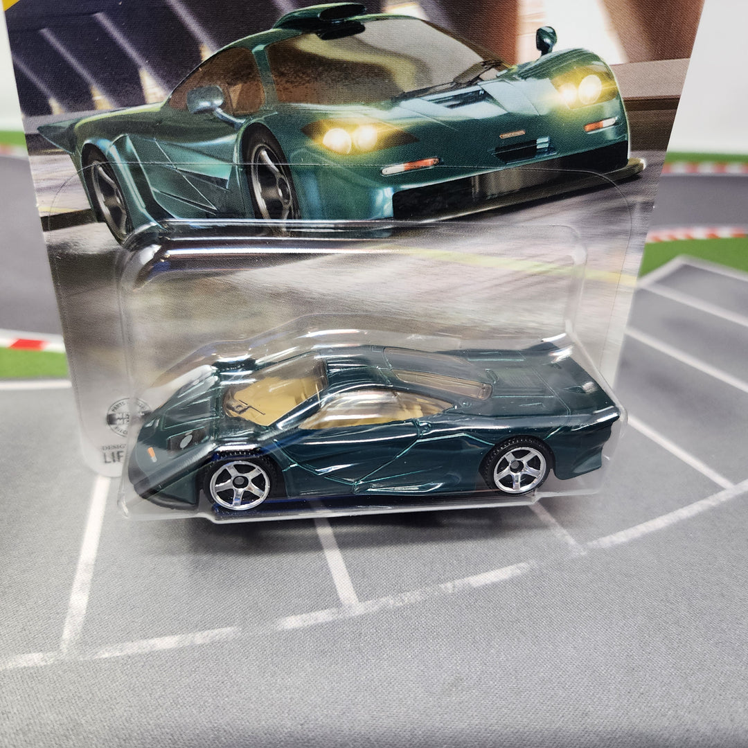 Hot Wheels MACK D - MIK CUSTOM 306 限定版 1997 McLaren F1 Gt #32 * 2026 Matchbox Basic Case F