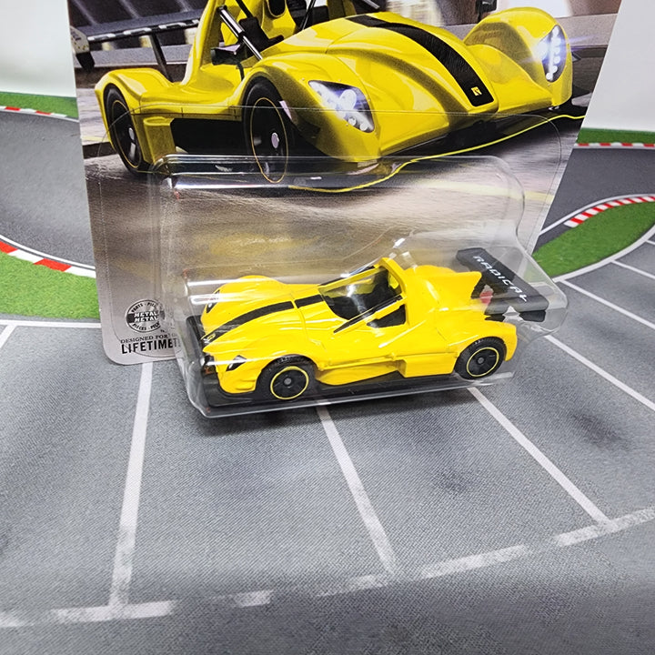 Radical SR3 XXR #71 * Yellow * 2026 Matchbox Case H