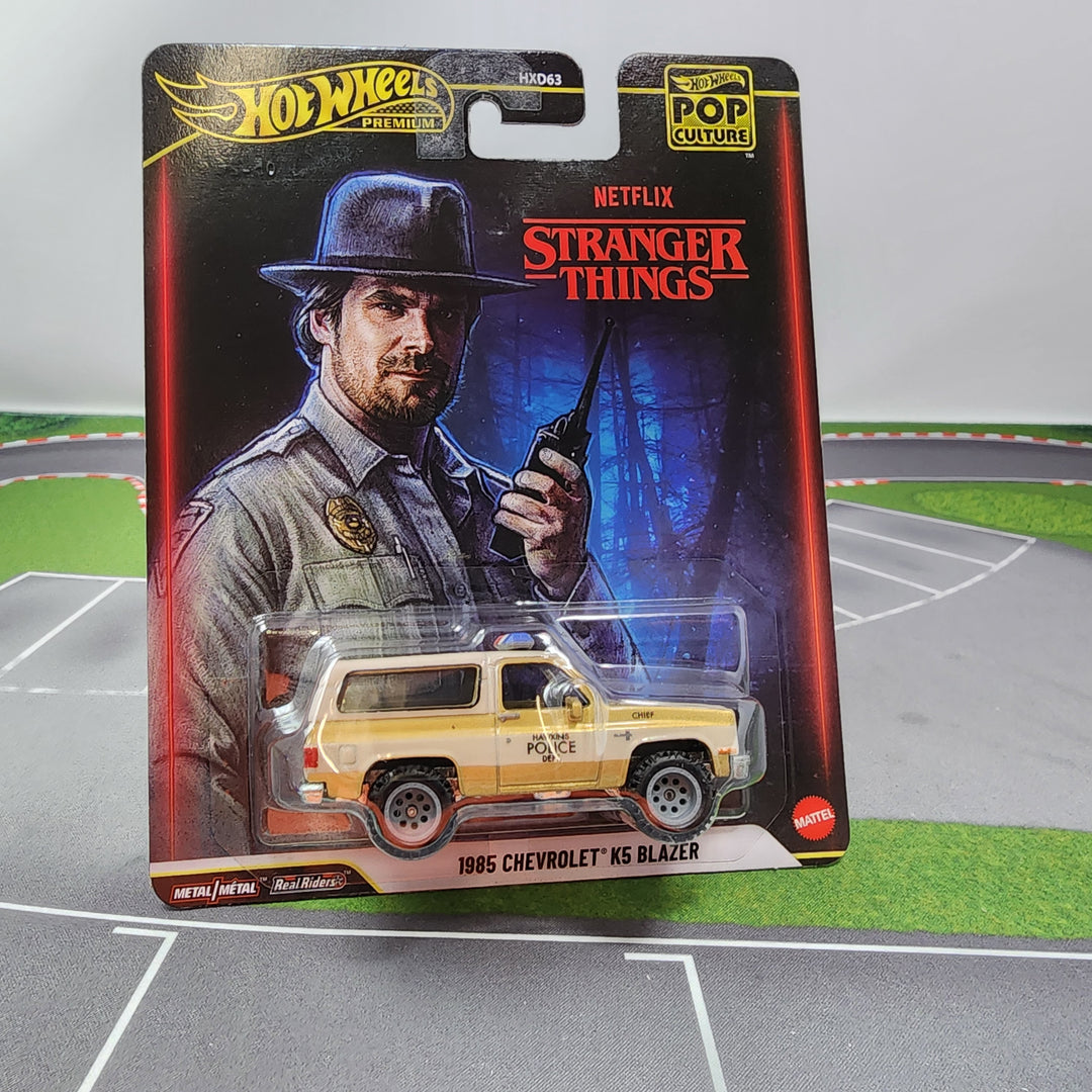 Hot Wheels Stranger Things ストレンジャーシングス Stranger Things * 1985 Chevrolet K5 Blazer * 2026 Hot Wheels