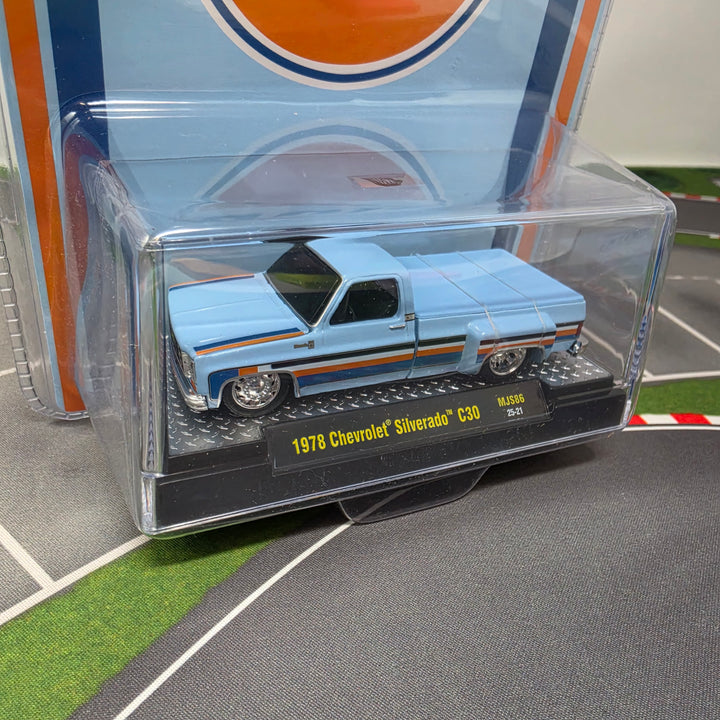 1978 Chevrolet Silverado C30 * Blue Gulf * M2 Machines GULF MiJo