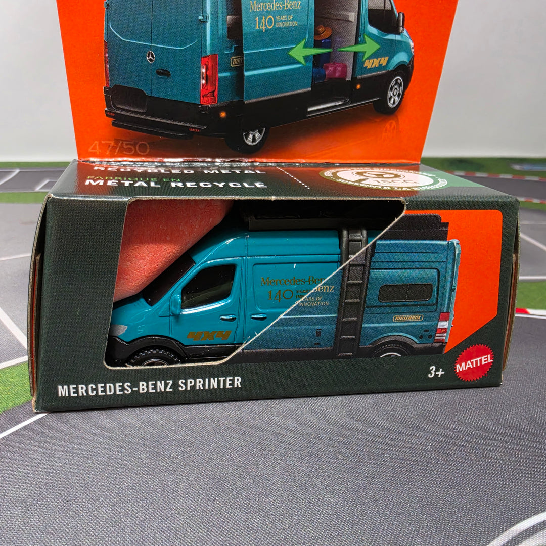 Mercedes-Benz Sprinter * 2026 Matchbox Moving Parts Case R