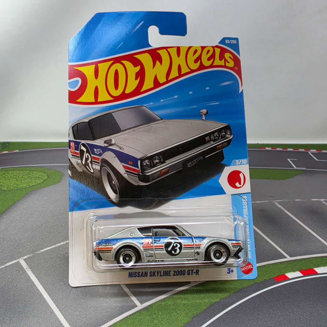 Nissan Skyline 2000 GT-R #88 * SILVER * 2026 Hot Wheels NEW! Case