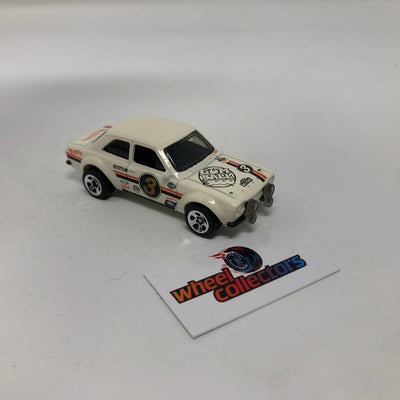 '70 Ford Escort RS1600 Gumball * Hot Wheels Loose 1:64 Scale Diecast Model