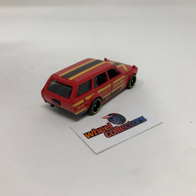 '71 Dastun 510 Wagon Momo * Hot Wheels Loose 1:64 Scale Diecast Model