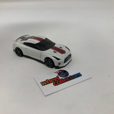 '17 Nissan GT-R R35 * Hot Wheels Loose 1:64 Scale Diecast Model