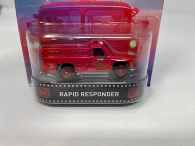 Rapid Responder Emergency * Hot Wheels Retro Entertainment