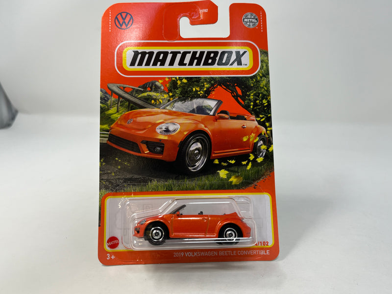 2019 Volkswagen Beetle * Matchbox Basic Series * Orange