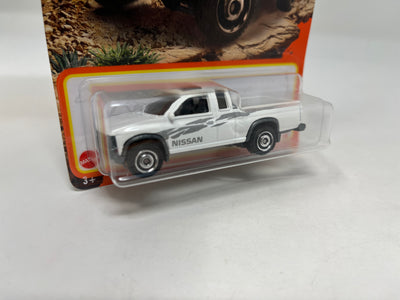 '95 Nissan Hardbody D21 #17 * Matchbox Basic Series * WHITE