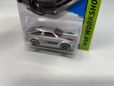 Toyota AE-86 Corolla #222 * 2014 Hot Wheels * Silver