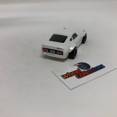 Datsun 240Z Cars & Donuts Car Culture * Hot Wheels 1:64 scale Loose