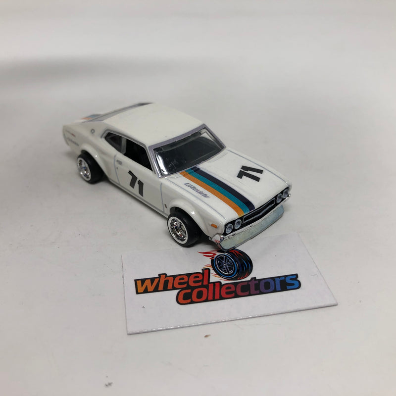 Nissan Laurel 2000SGX Greddy * Hot Wheels 1:64 scale Loose