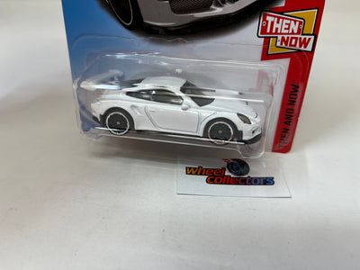 Porsche 911 GT3 RS #47 * White * 2018 Hot Wheels