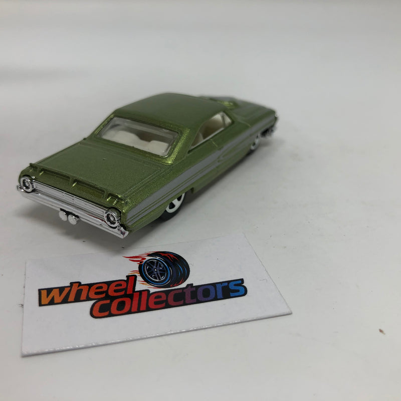 1964 Ford Galaxie * Hot Wheels Loose 1:64 Scale Diecast Model