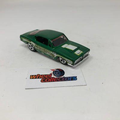 PLymouth Hemi Cuda Mystery Model * Hot Wheels Loose 1:64 Scale Diecast Model