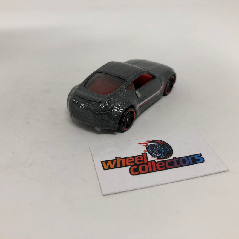 Nissan 370Z * Hot Wheels Loose 1:64 Scale Diecast Model