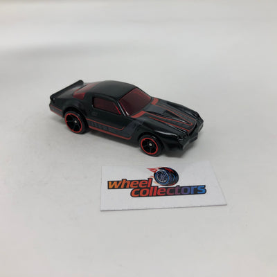 Chevy Camaro Z28 * Hot Wheels Loose 1:64 Scale Diecast Model