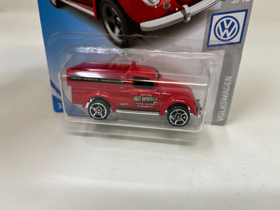 '49 Volkswagen Beetle Pickup #47 * RED * 2019 Hot Wheels USA Card