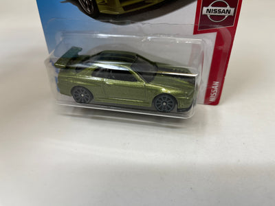 Nissan Skyline GT-R (BNR34) #45 * Green * 2019 Hot Wheels USA Card