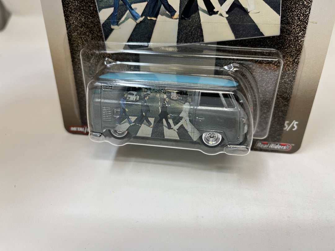 Volkswagen Panel Bus　ホットウィール　7000個限定 Amazon | Hot Wheels 2020 ブルバードシリーズ フォルクスワーゲ